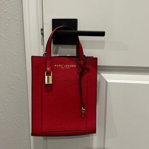 Brand NEW Marc Jacobs Micro Leather Tote